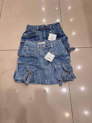 Saia jeans bolso cargo